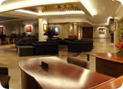 Quito hotels, Hotel Akros lobby
