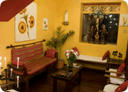 Quito hotels, Hotel Sierra Madre lobby