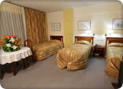 Quito hotels, Hotel Tambo Real triple room