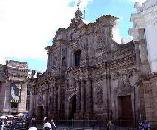 Fachada iglesia La Compania en Quito Pichincha Ecuador 