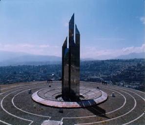 Denkmal zum Primera Imprenta Ambato Ecuador